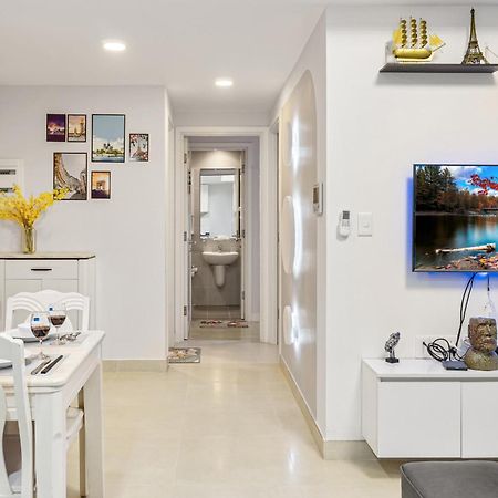 Cozy 2 Bedrooms Condo In T1 Masteri Thao Dien, Fully Furnished With Full Amenities مدينة هوشي منه المظهر الخارجي الصورة